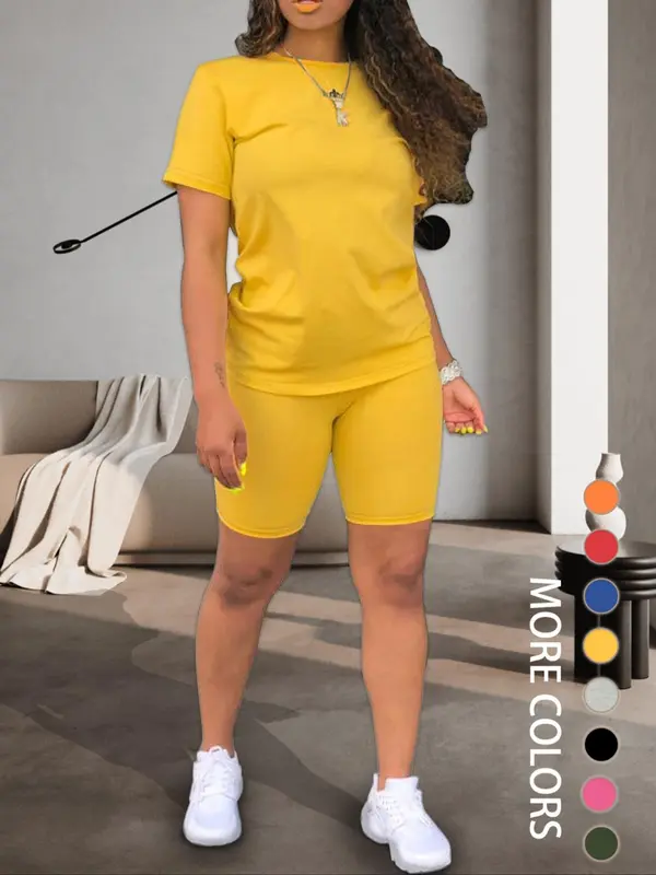 Two-piece Set Women's Plain Shorts Set. Comfort Round Neck Shortsleeve Tee & Skinny Shorts, Summer Clothes Women, Back To School Outfits, Workout Set, Fitted Casual Summer Clothes for Outdoor, Tomboy Femme Outfits, Workout Sets Women. Womenswear