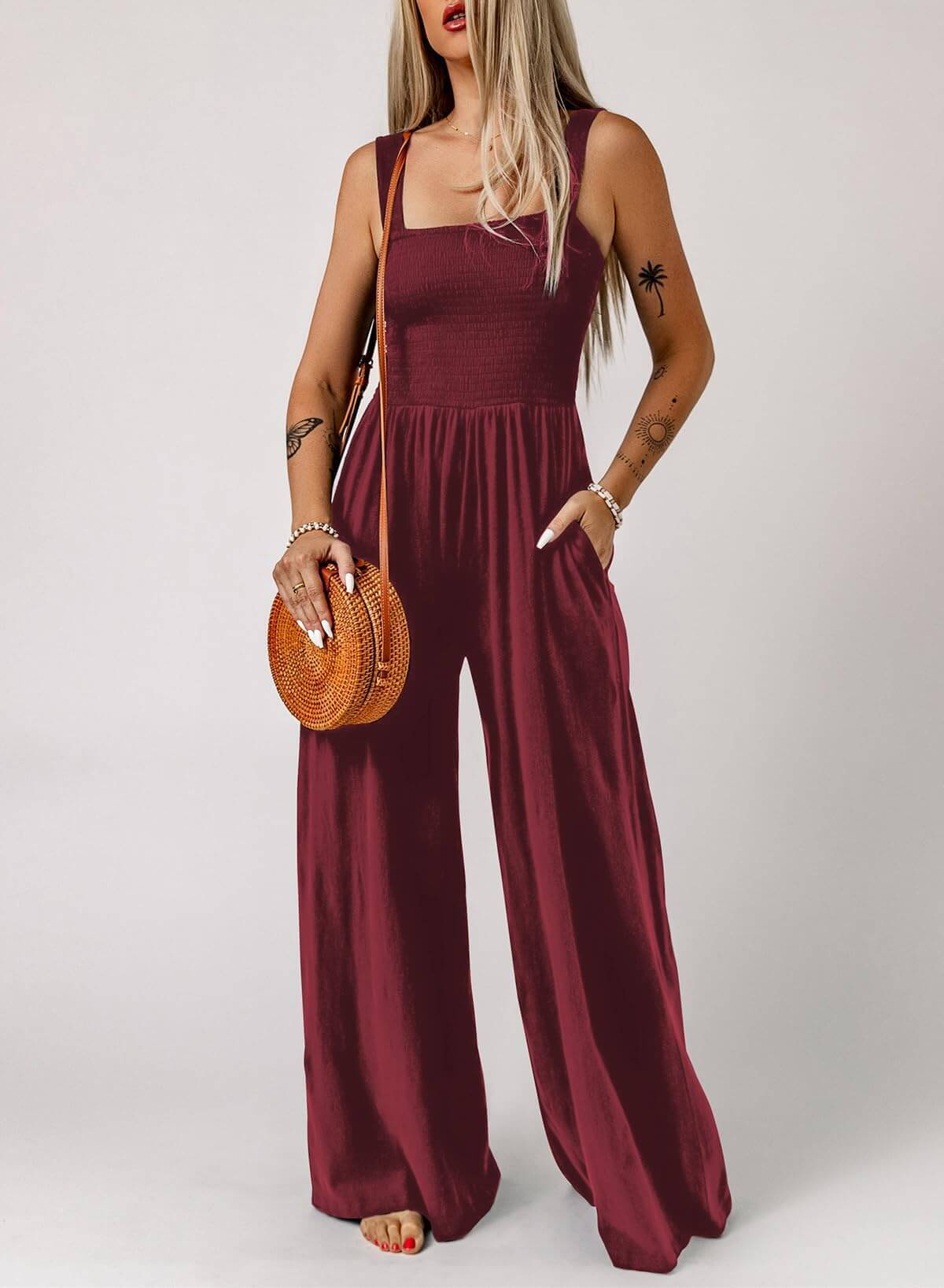 🔥Women's Sleeveless Jumpsuit with Pockets and adjustable straps/🎯Made in USA