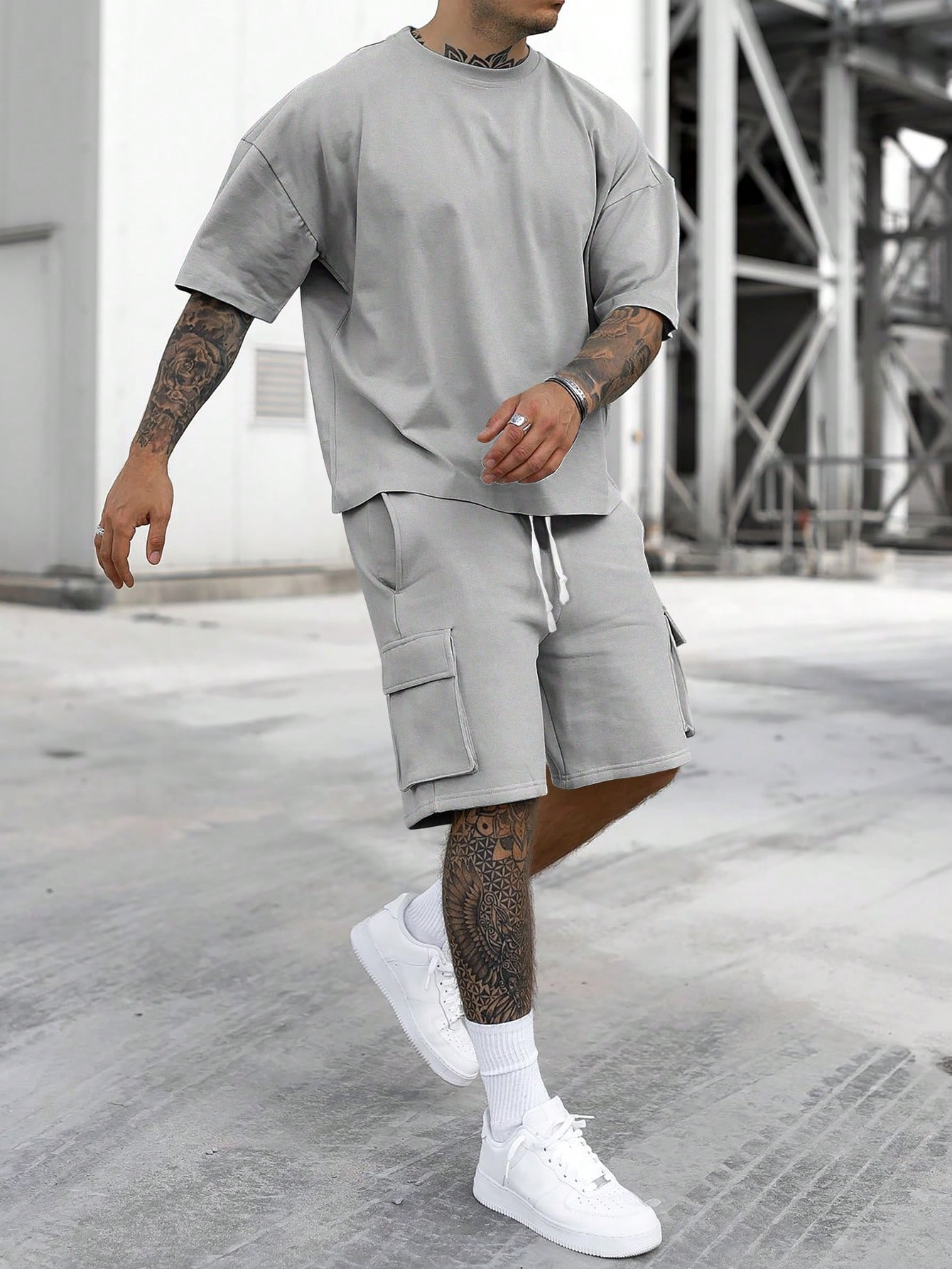 [S-6XL] Men's Solid Tee & Cargo Shorts Set