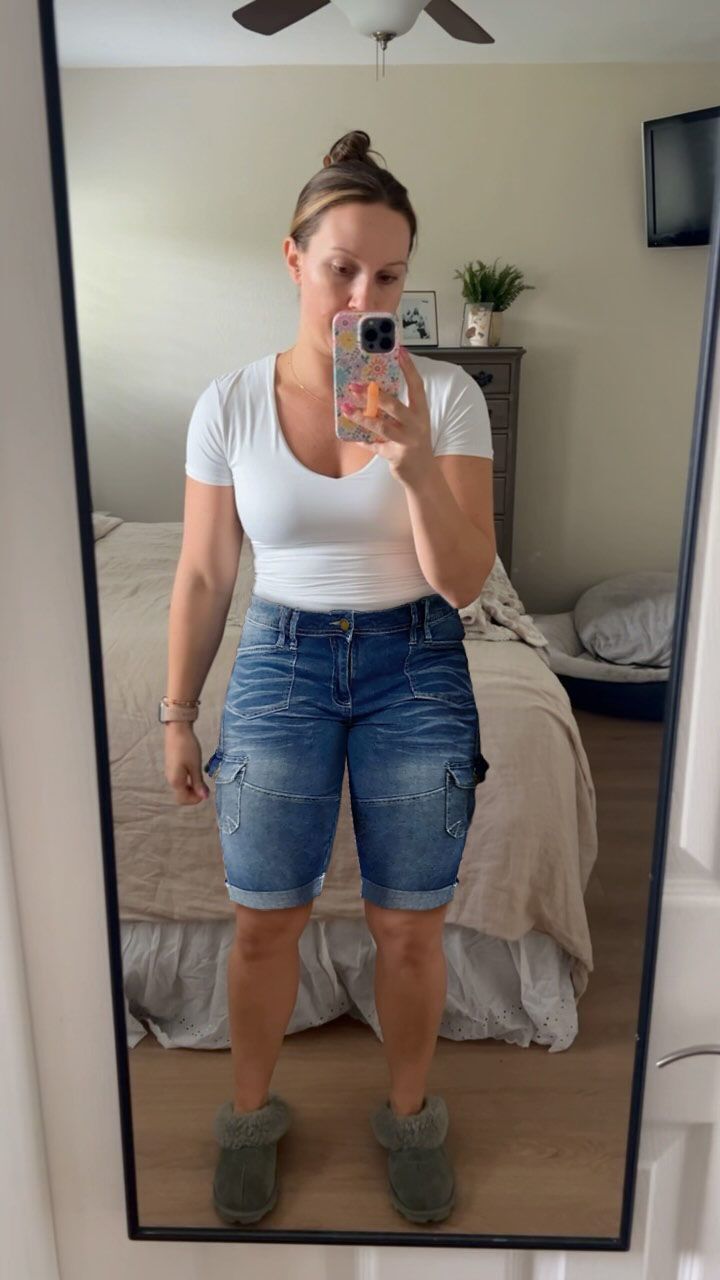 🔥Flap Pocket Roll Hem Denim Bermuda Shorts Without Belt